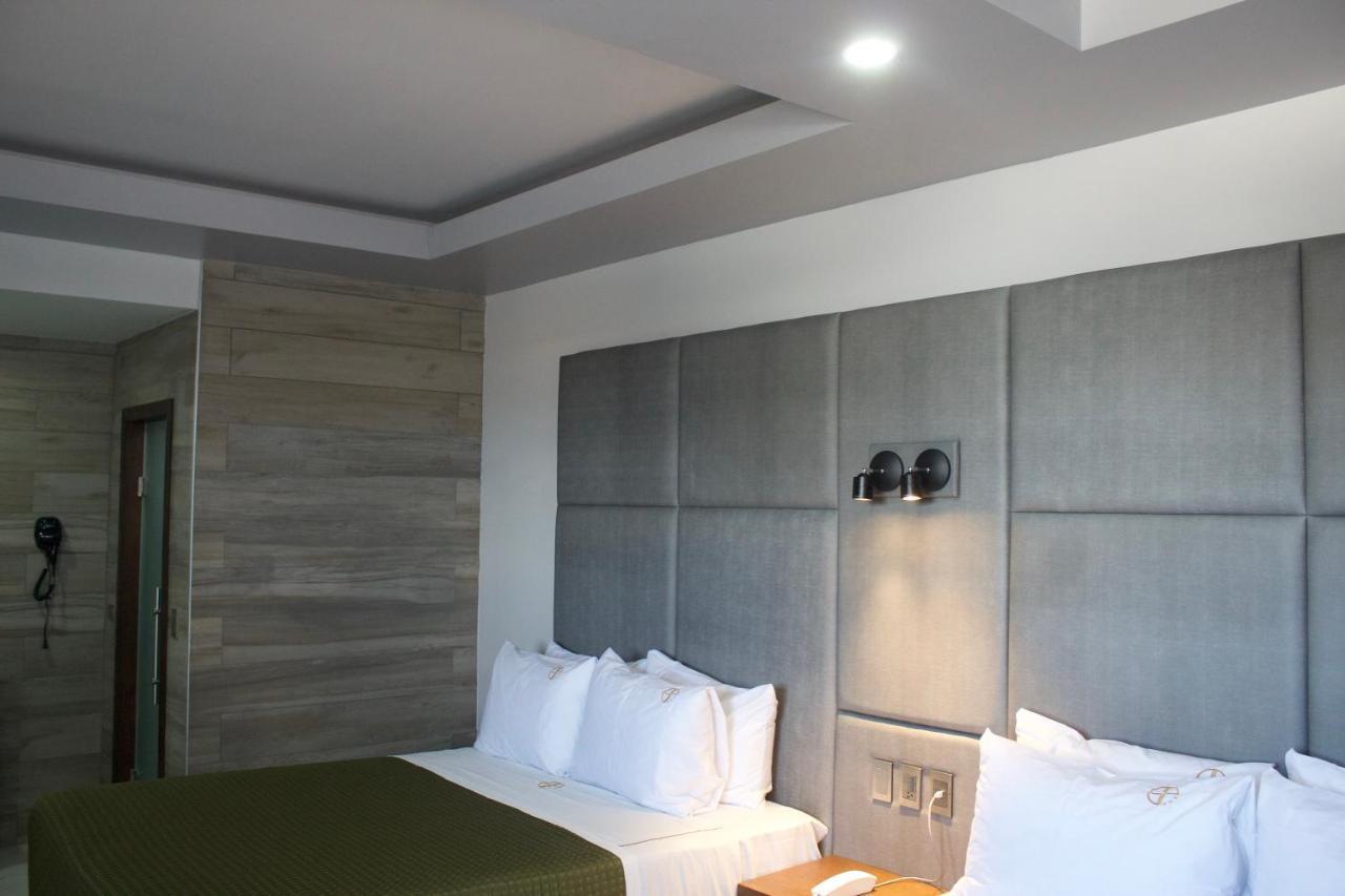 Hotel Grand One Plaza Tijuana Exterior foto